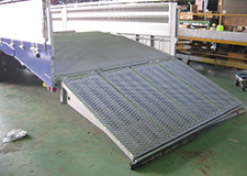 プラッター運搬車1